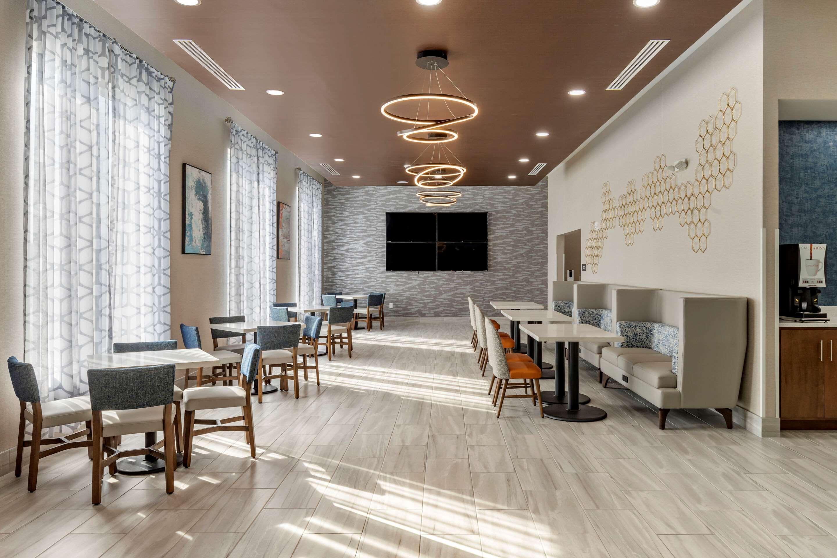 Comfort Suites Greenville Airport Экстерьер фото